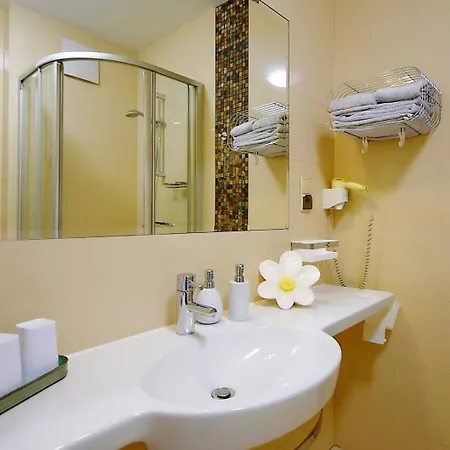 Apartmán Prywatny W Diwa W Strefie Kurortowej Z Klimatyzacja I Parkingiem Wcentrum Kolobrzegu
