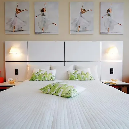 Apartment Diwa Hotel: Private In Area With Ac And Parking Kolobrzeg